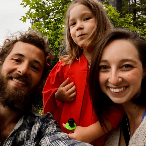 Meet your Posher, Rebecca Hendrickson - Picture 3 of 3